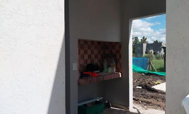 Casa en  venta en Santa Elisa con Jardín y Pileta