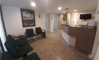 Consultorio en arriendo Medellín Sector Laureles