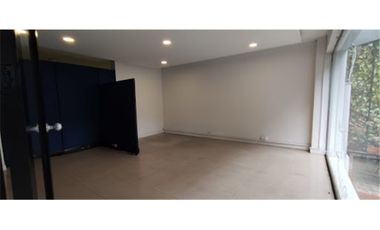Local en arriendo en Medellín Sector Laureles