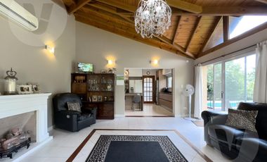 Casa en venta - Barrio Saint Thomas Sur, Canning