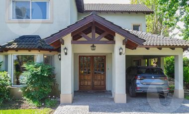 Casa en venta - Barrio Saint Thomas Sur, Canning