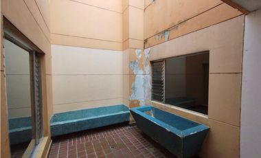 Edificio Comercial en Arriendo Medellín Sector Laureles