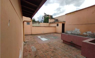 Edificio Comercial en Arriendo Medellín Sector Laureles