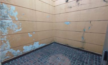 Edificio Comercial en Arriendo Medellín Sector Laureles