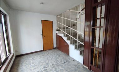 Edificio Comercial en Arriendo Medellín Sector Laureles