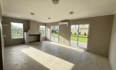 Casa en Haras de Funes Barrio Cerrado. Club de Campo