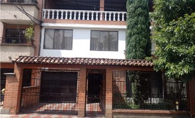 Casa en Medellín Sector Belén Fátima