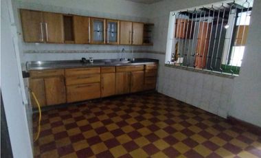 Casa en Arriendo Sabaneta Zona Centro