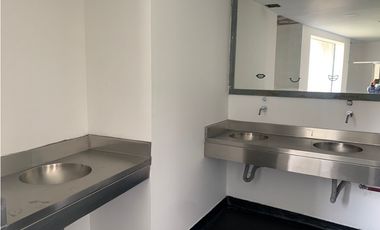 Oficina-Local en Arriendo Medellín Sector Milla de Oro