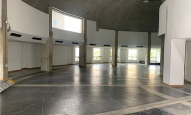 Oficina-Local en Arriendo Medellín Sector Milla de Oro