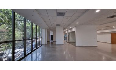 Loca en Arriendo en Medellín Sector Alejandría