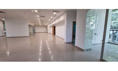 Loca en Arriendo en Medellín Sector Alejandría