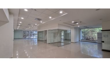 Loca en Arriendo en Medellín Sector Alejandría