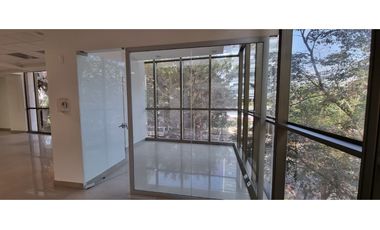 Loca en Arriendo en Medellín Sector Alejandría