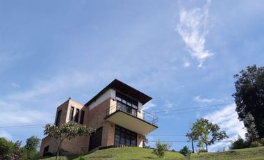 Casa Campestre en Arriendo La Estrella Sector Pueblo Viejo