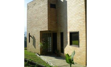 Casa Campestre en Arriendo La Estrella Sector Pueblo Viejo