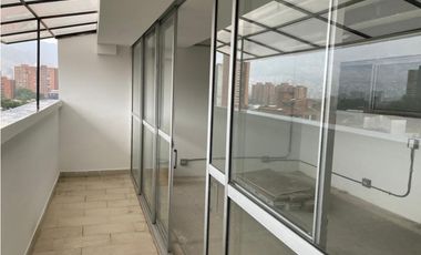 Oficina Dúplex en Arriendo Medellín Sector Estadio