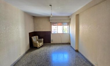 Departamento de 3 ambientes en el corazon de Lomitas