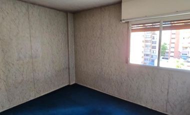 Departamento de 3 ambientes en el corazon de Lomitas