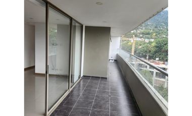 Apartamento en Arriendo Envigado Sector Loma del Esmeraldal