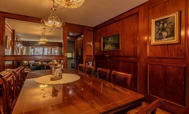 Departamento de 4 Ambientes con Dependencia  y Cochera en Flores