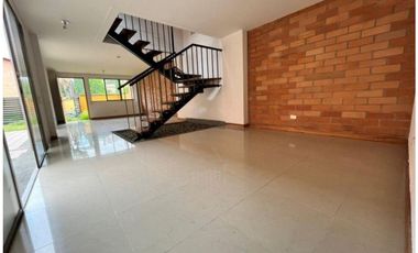 Casa en Arriendo La Estrella Sector Suramericana