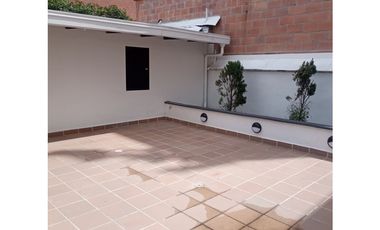 Local Dúplex en arriendo Medellín Sector Laureles