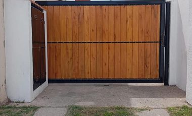 Dúplex en venta - 2 Dormitorios 2 Baños - Cochera - 200Mts2 - Necochea