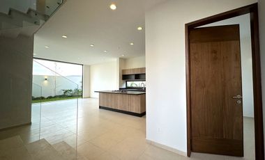 Casa Nueva en Venta Parques Vallarta, Zapopan Jal. Zona Instituto de Ciencias