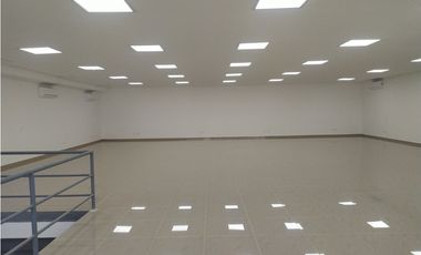 Oficina en Arriendo Medellín Sector Manila