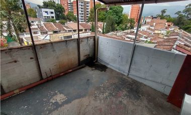 Casa Comercial en Arriendo Medellin sector La palma