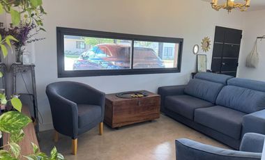 Casa en Venta - 5 AMB en Santa Isabel II