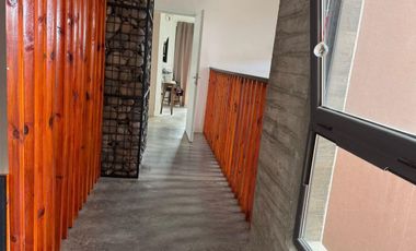 Casa en Venta - 5 AMB en Santa Isabel II
