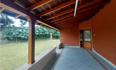 Casa en Arriendo en Envigado Sector Colina Campestre