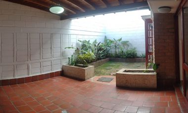 Casa en Arriendo en Envigado Sector Loma del Escobero