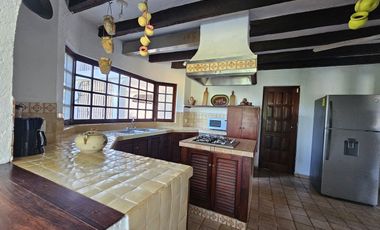 Residencia frente al Club de Golf Palma Real Ixtapa