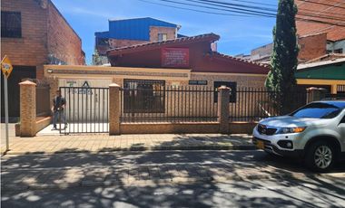 Casa Comercial en Arriendo Medellín Sector Belén