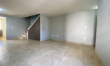 CASA EN RENTA, CALIMAYA VILLAS DEL CAMPO, EN PRIVADA