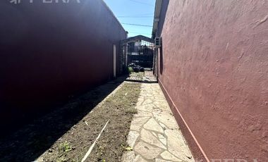 Venta casa 4 ambientes con jardín y fondo libre en Wilde