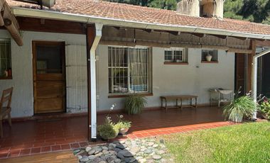 Casa en venta Ingeniero Maschwitz centro-Escobar-5 ambientes-Quincho-Pileta-Paseo Mendoza