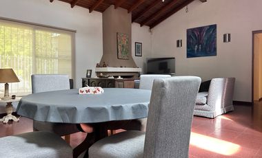 Casa en venta Ingeniero Maschwitz centro-Escobar-5 ambientes-Quincho-Pileta-Paseo Mendoza