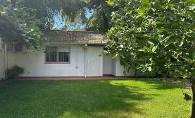 Casa en venta Ingeniero Maschwitz centro-Escobar-5 ambientes-Quincho-Pileta-Paseo Mendoza