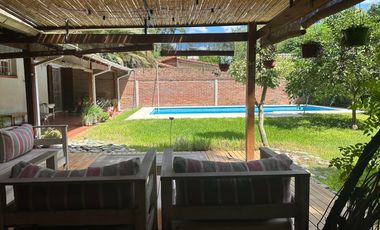 Casa en venta Ingeniero Maschwitz centro-Escobar-5 ambientes-Quincho-Pileta-Paseo Mendoza
