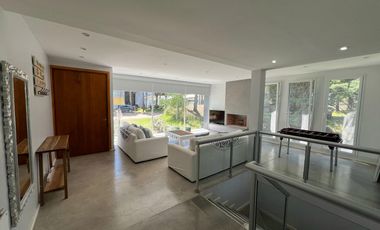 ALQUILER TEMPORAL, CASA, COSTA ESMERALDA, DEPORTIVA, LOTE AL 300