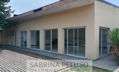 Venta Dpto. 2 Amb con patio y cochera -Complejo Solares I- Moreno