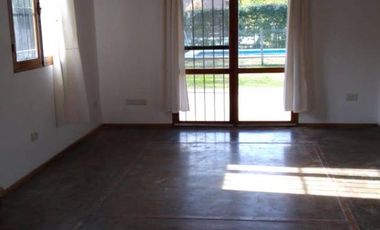 Casa en alquiler - 2 hab - 1 Baño - 446Mts2 - Arturo Segui