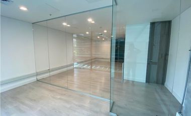 Oficina en Arriendo Medellín Sector Poblado