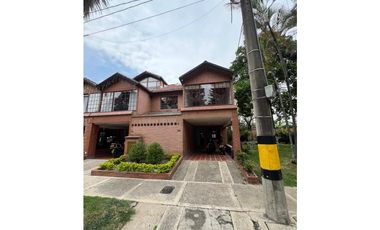 Casa en Arriendo en Envigado Sector Primavera