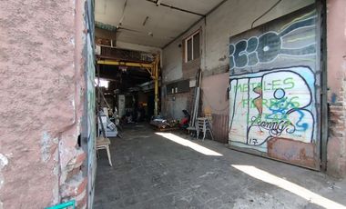 SE VENDE PROPIEDAD COMERCIAL EN AVENIDA SANTA ROSA.