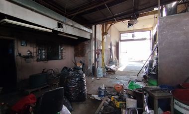 SE VENDE PROPIEDAD COMERCIAL EN AVENIDA SANTA ROSA.